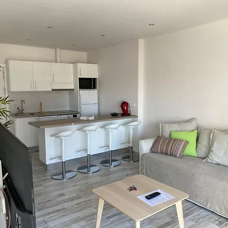 Apartamento Paraiso Del Sur 2-bedroom Luxury Suite, Sea & Mountain Views