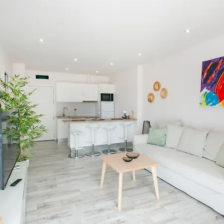 Appartement Paraiso Del Sur 2-bedroom Luxury Suite, Sea&mountain Views *