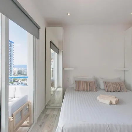 Paraiso Del Sur 2-bedroom Luxury Suite, Sea & Mountain Views Lejlighed *