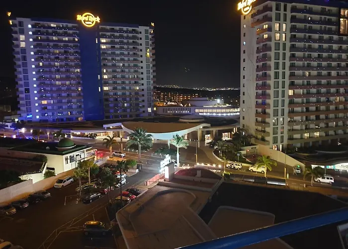 Paraiso Del Sur 2-bedroom Luxury Suite, Sea & Mountain Views 公寓 阿德耶