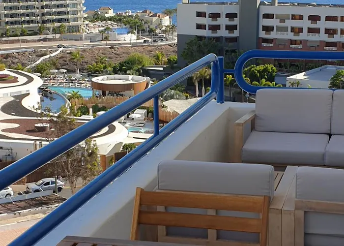 Paraiso Del Sur 2-bedroom Luxury Suite, Sea & Mountain Views